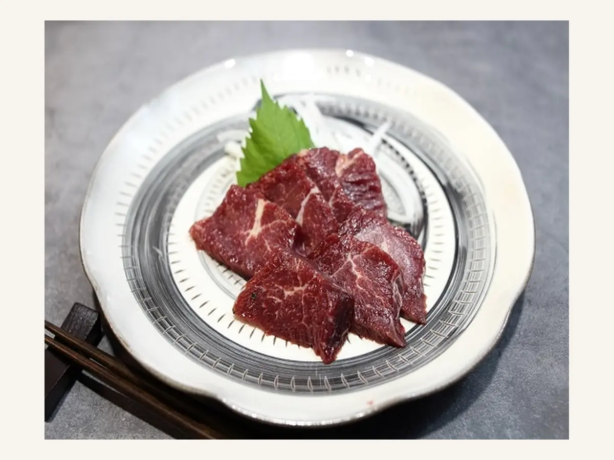 国産馬特上赤身 100gの実物商品写真